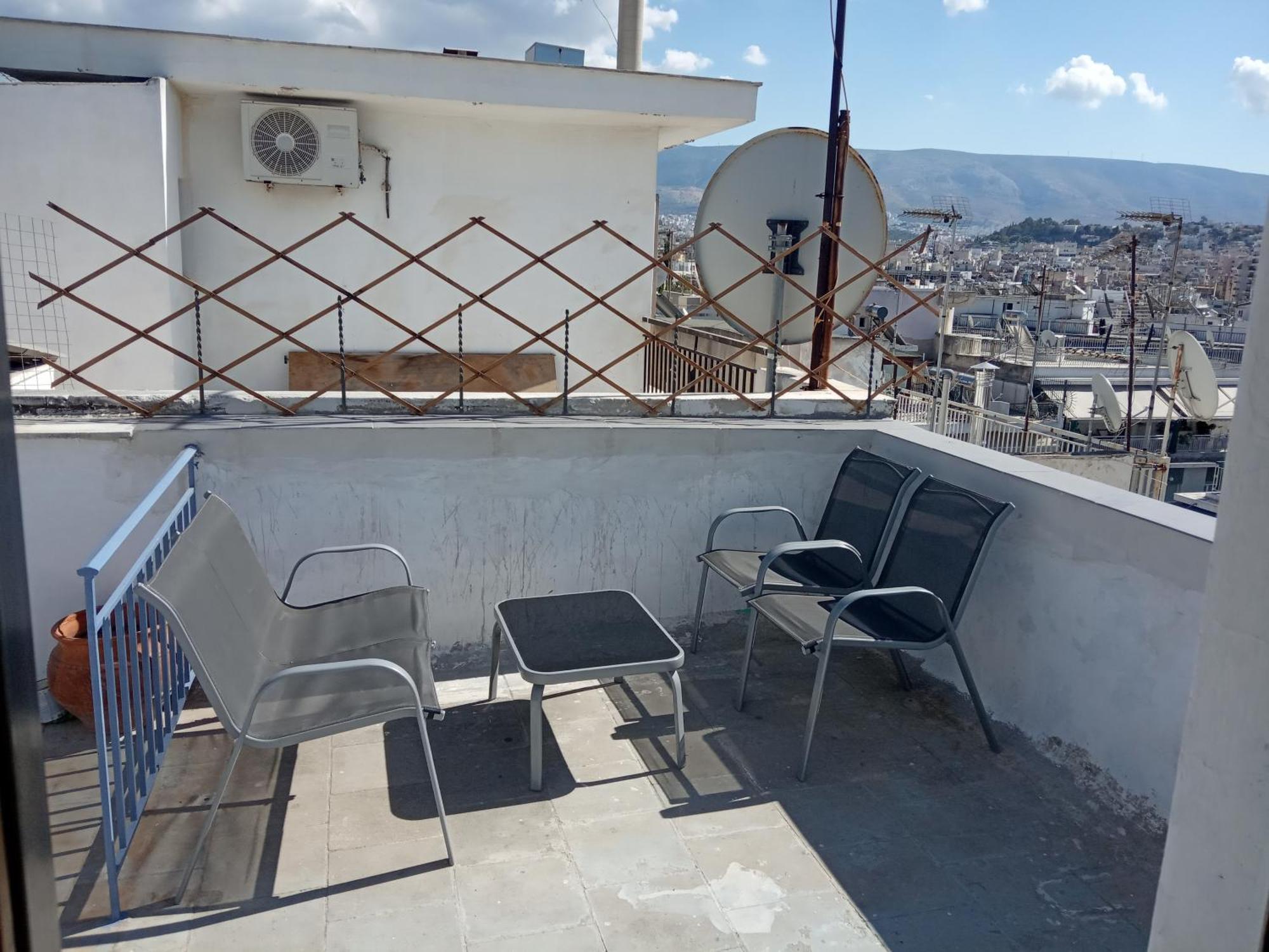 Roof Top Studio In Koukaki アテネ 部屋 写真